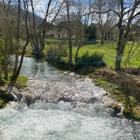 Les Ambiances Du Coly, La Vezere Gæstehus 3*